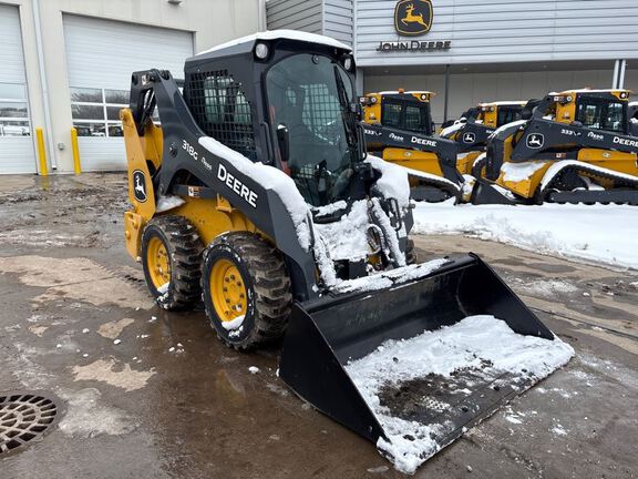 2023 John Deere 318G