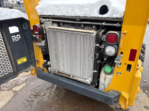 2023 John Deere 318G