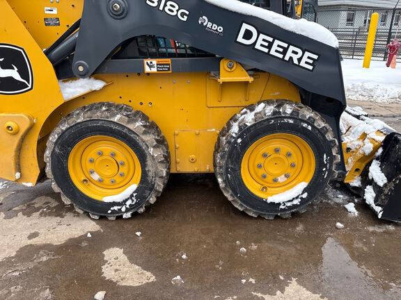 2023 John Deere 318G