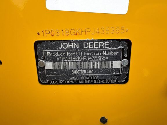2023 John Deere 318G