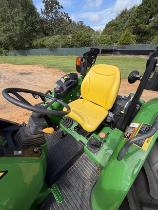 2025 John Deere 5075E-8