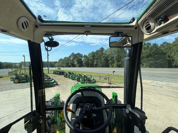 2026 John Deere 5075E-8