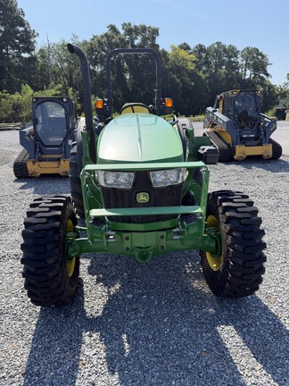 0 John Deere 5050E-2