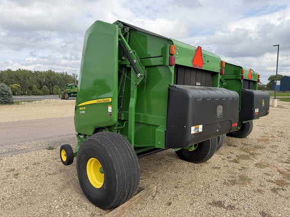 2019 John Deere 560M - Photo4