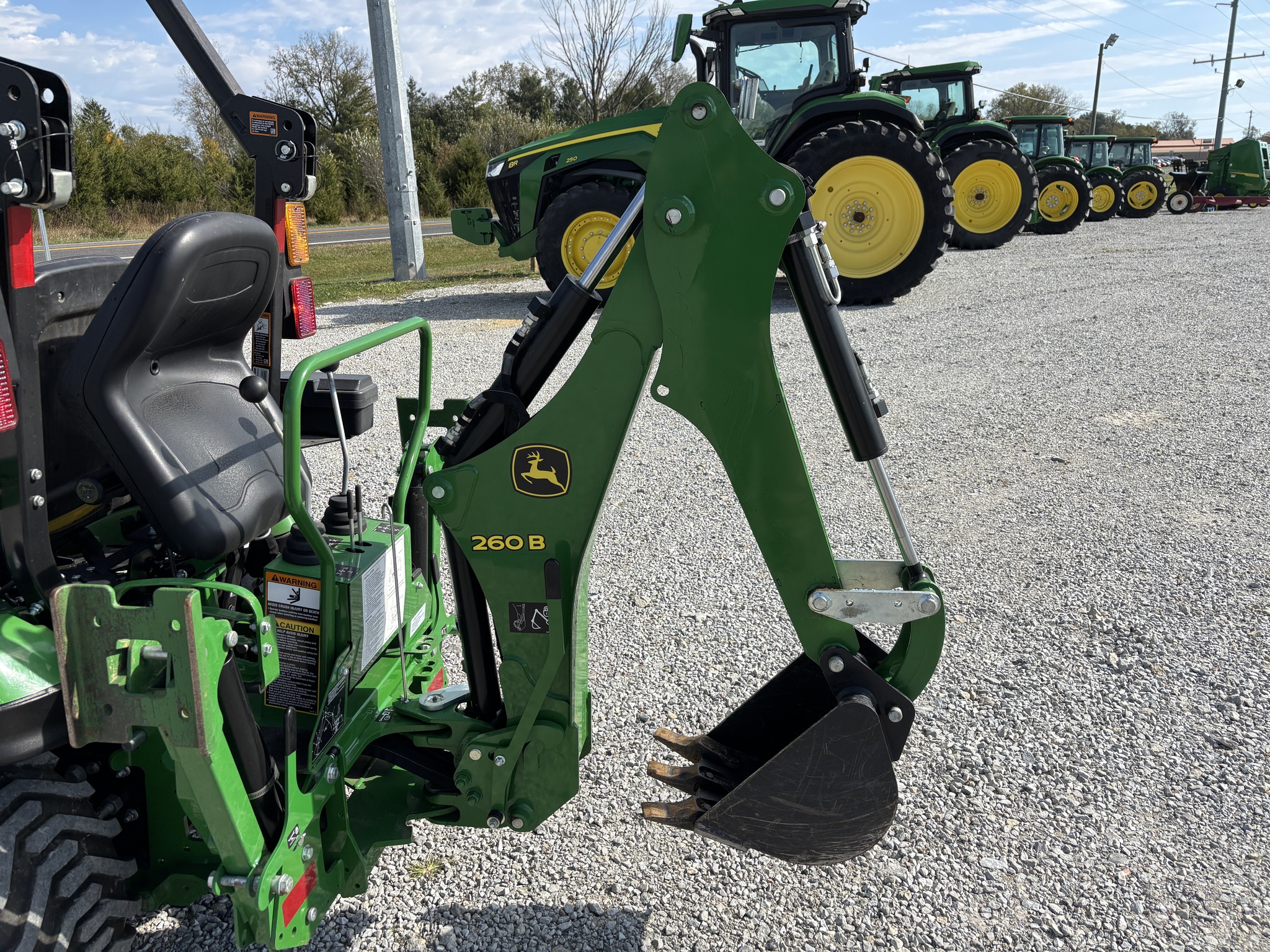 Used 2022 John Deere 1025R Compact Utility Tractors at Koenig Equipment in Richmond, IN - PhotoXL7