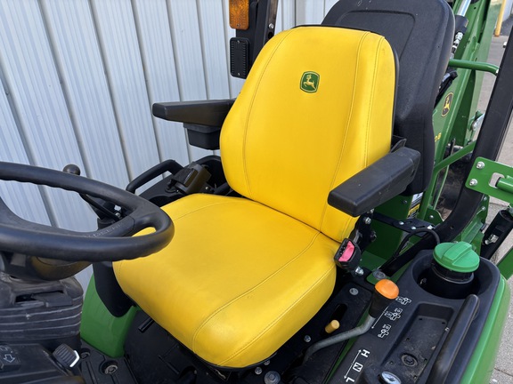 Used 2022 John Deere 1025R Compact Utility Tractors at Koenig Equipment in Richmond, IN - Photo9