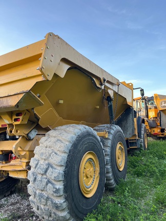 2024 John Deere 410 P