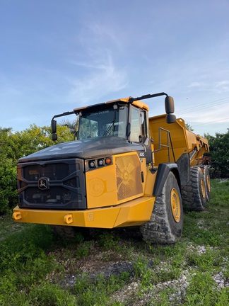 2024 John Deere 410 P