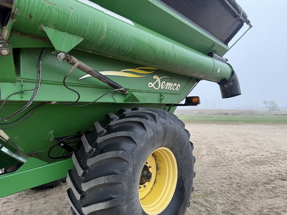 2009 Demco 1050 - Photo5