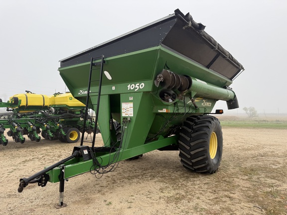 2009 Demco 1050 - Photo2