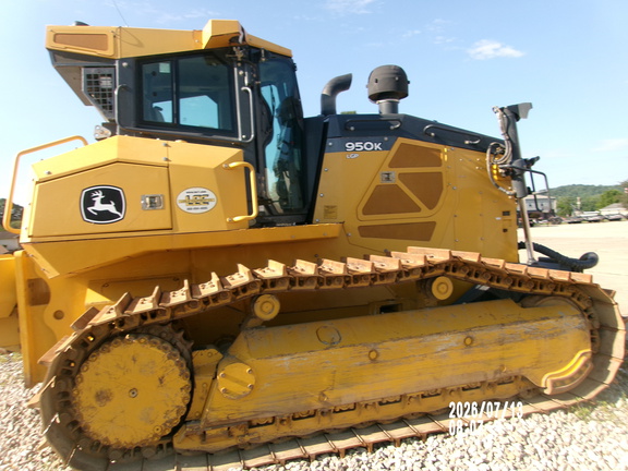 Photo of a 2019 John Deere 950K