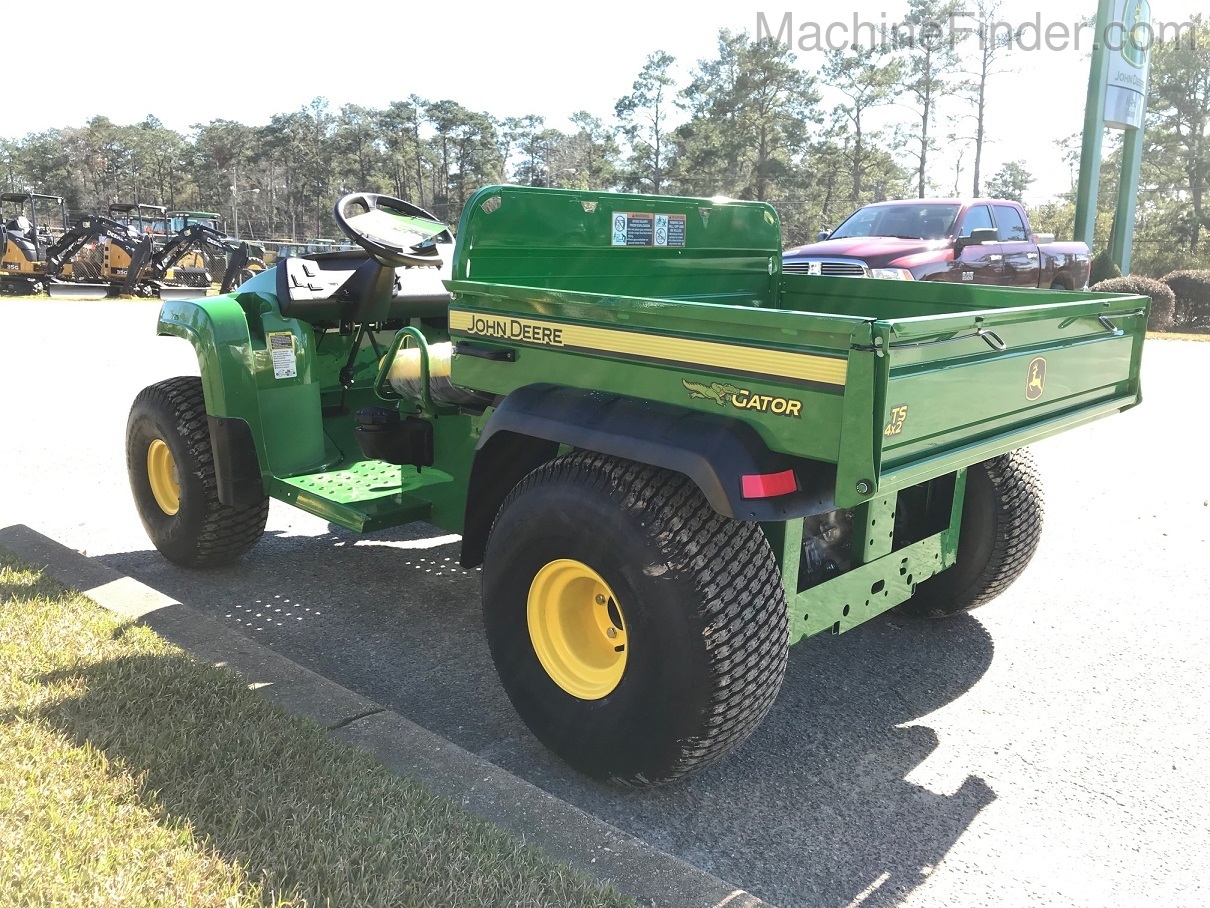 2020 John Deere TS Image 3