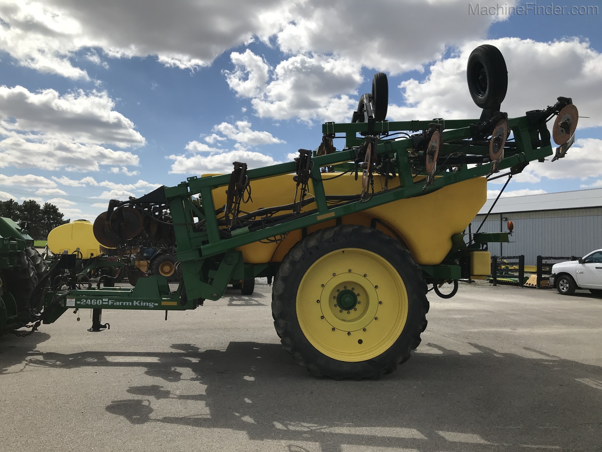 2013 Farm King 2460 Image 2