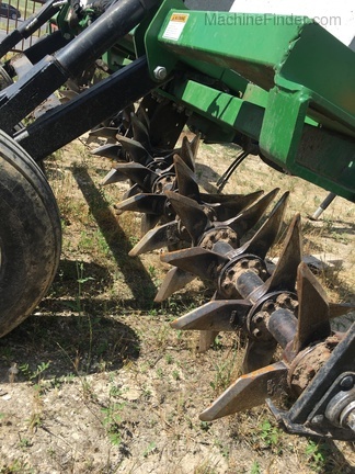 Armstrong Ag ROLLIVATOR Image 3