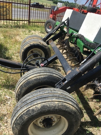 Armstrong Ag ROLLIVATOR Image 4