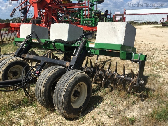Armstrong Ag ROLLIVATOR Image 5