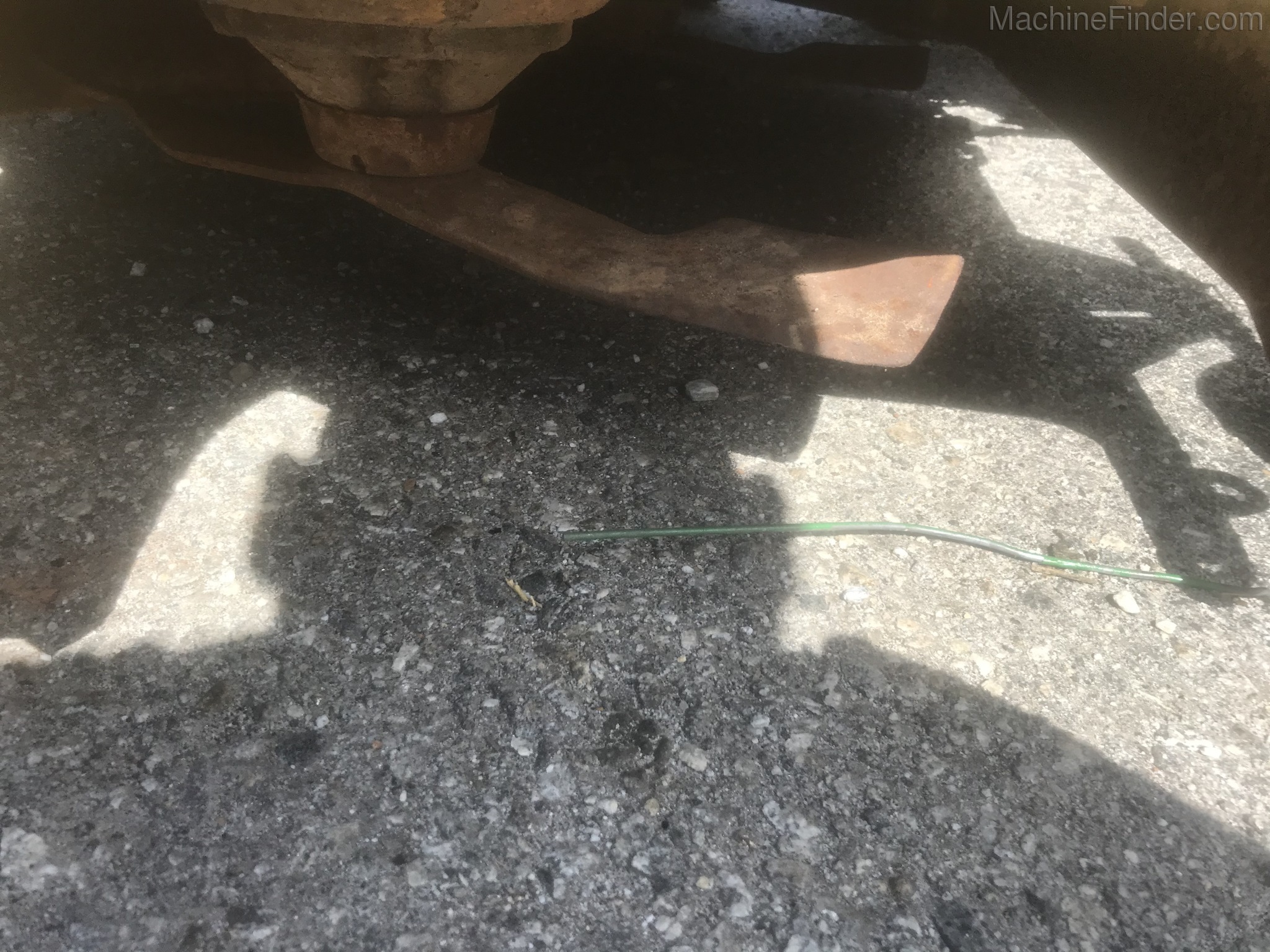 2009 John Deere X500 Image 8