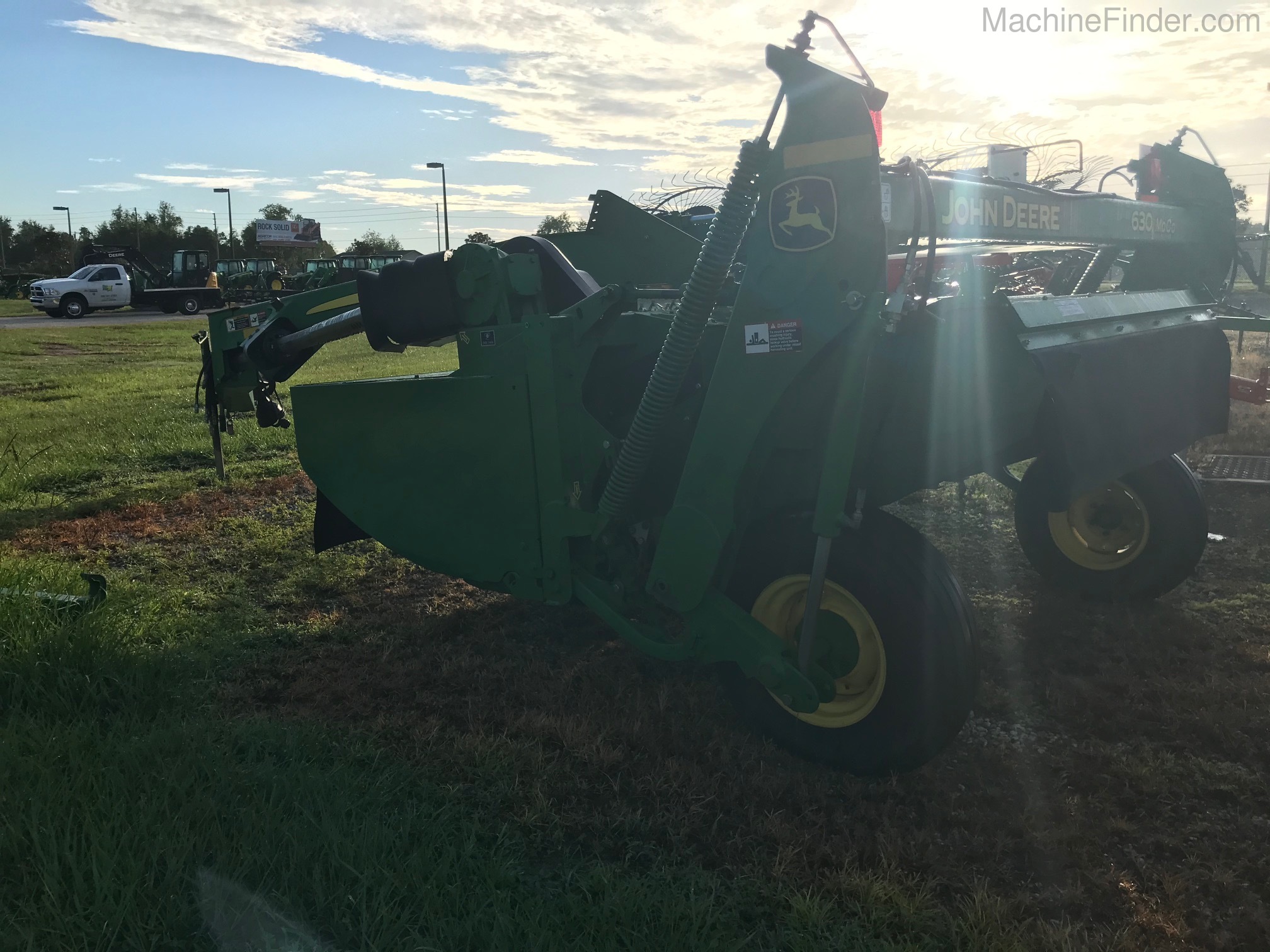 2014 John Deere 630 Image 3