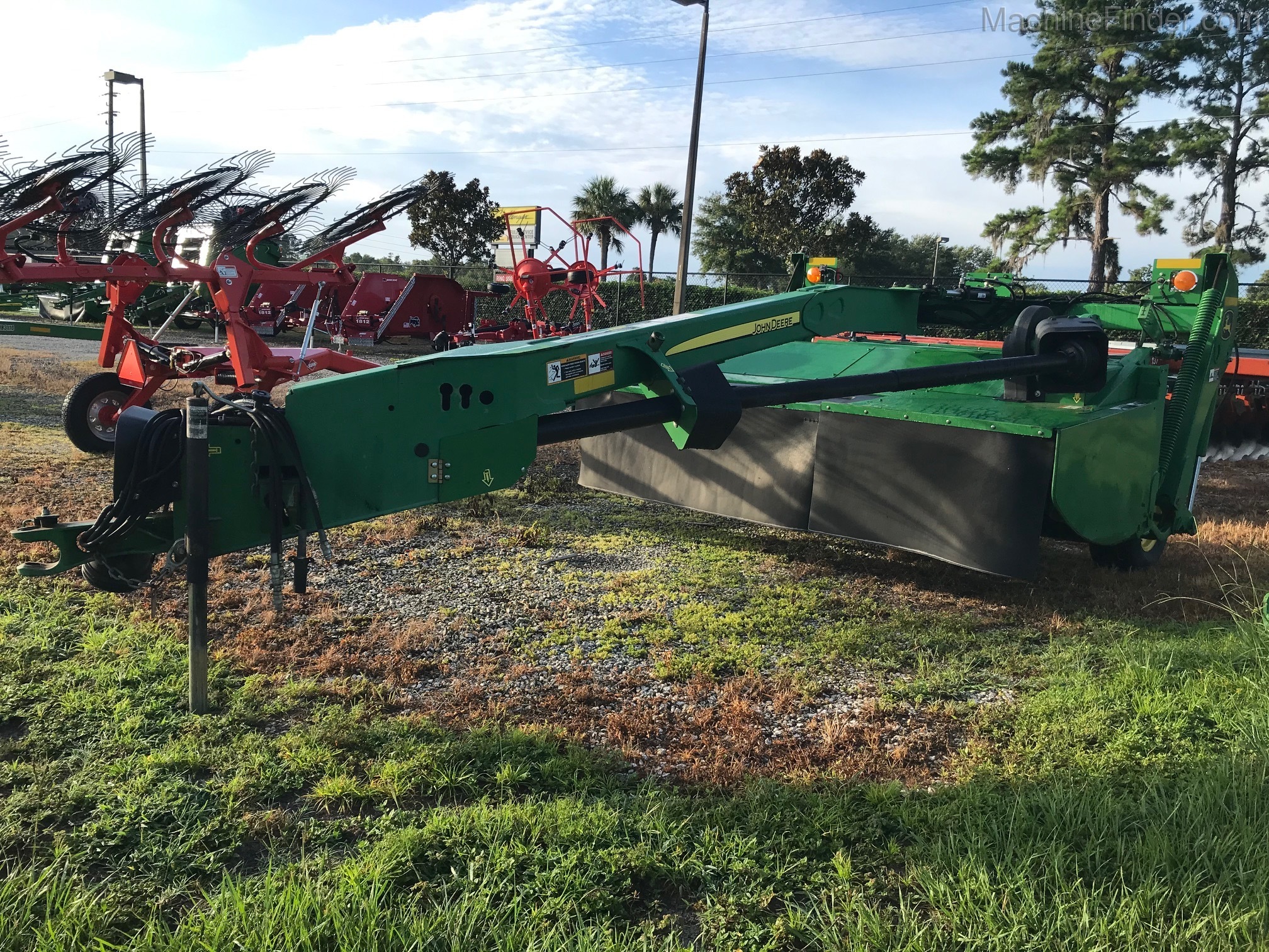 2014 John Deere 630 Image 2