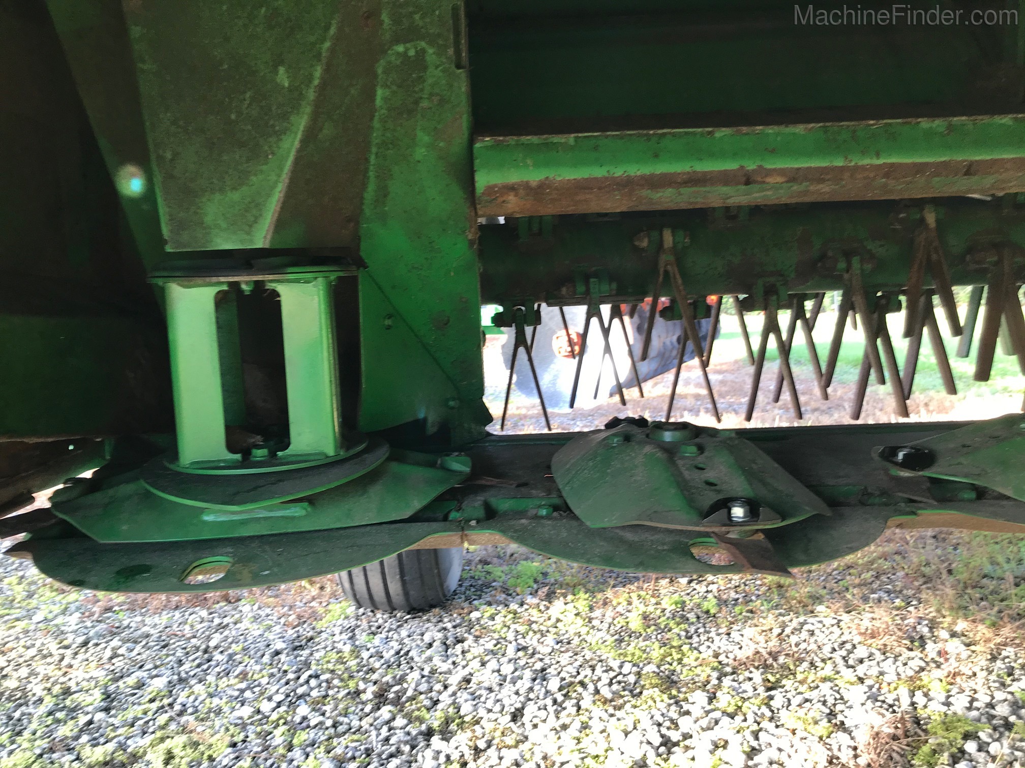 2014 John Deere 630 Image 6