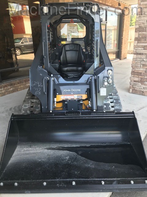 2020 John Deere 317G Image 2