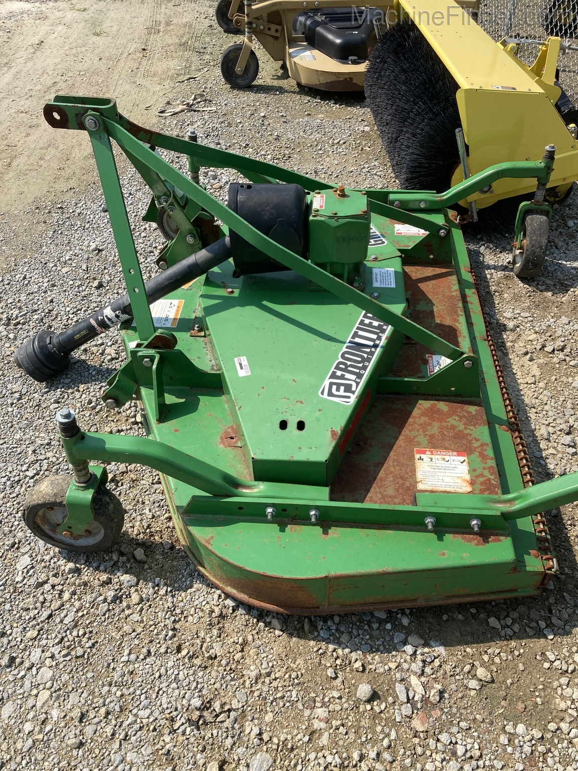 2015 Frontier GM1072R Image 2