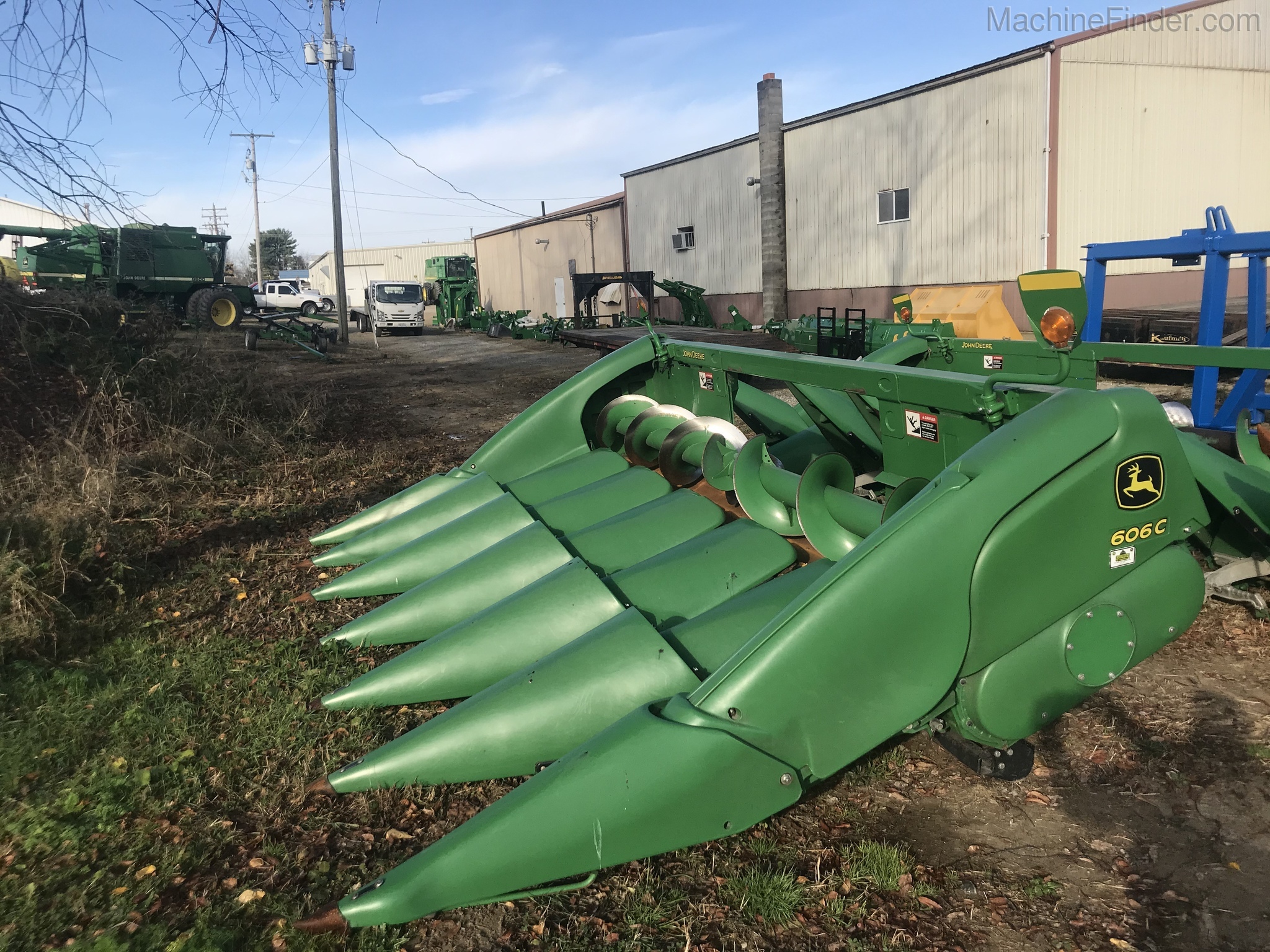 2015 John Deere 606C Image 1