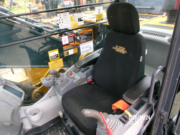 2022 John Deere 300GL