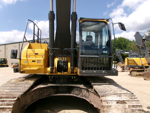 2022 John Deere 300GL