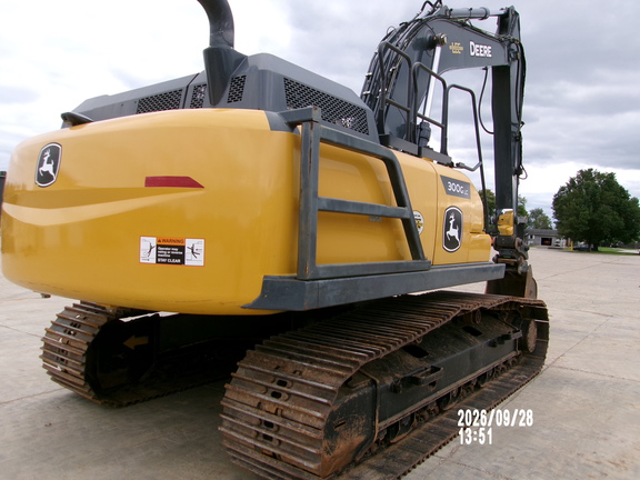 2022 John Deere 300GL