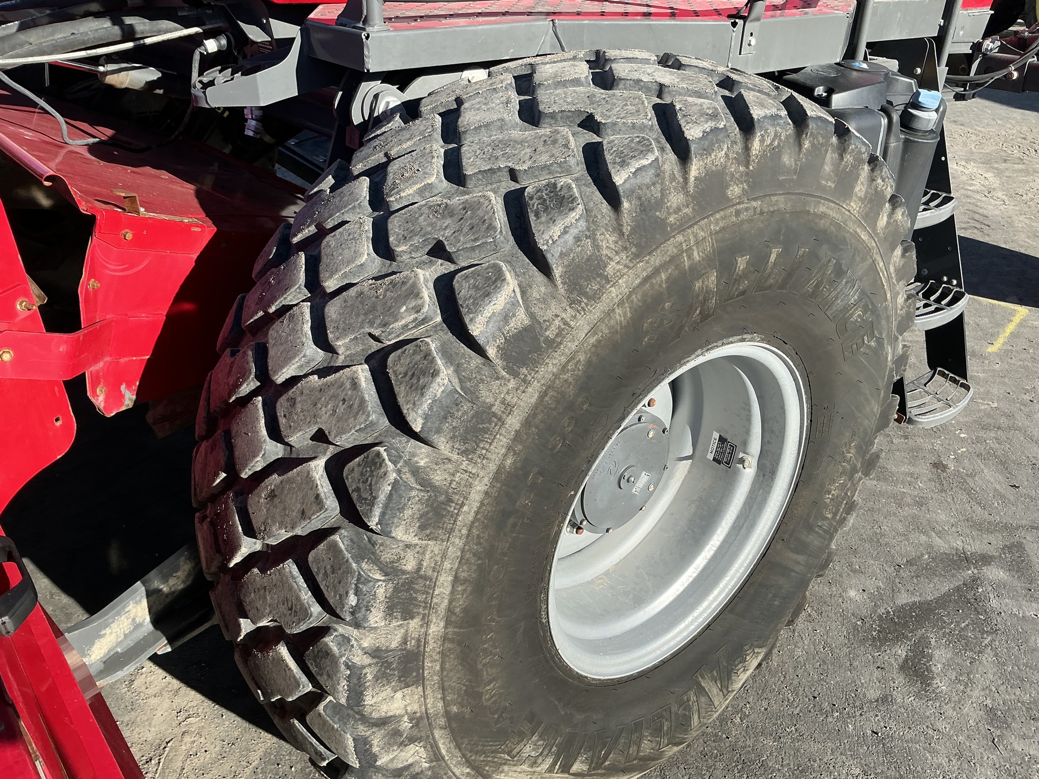 2018 Massey Ferguson WR9980 Image 14