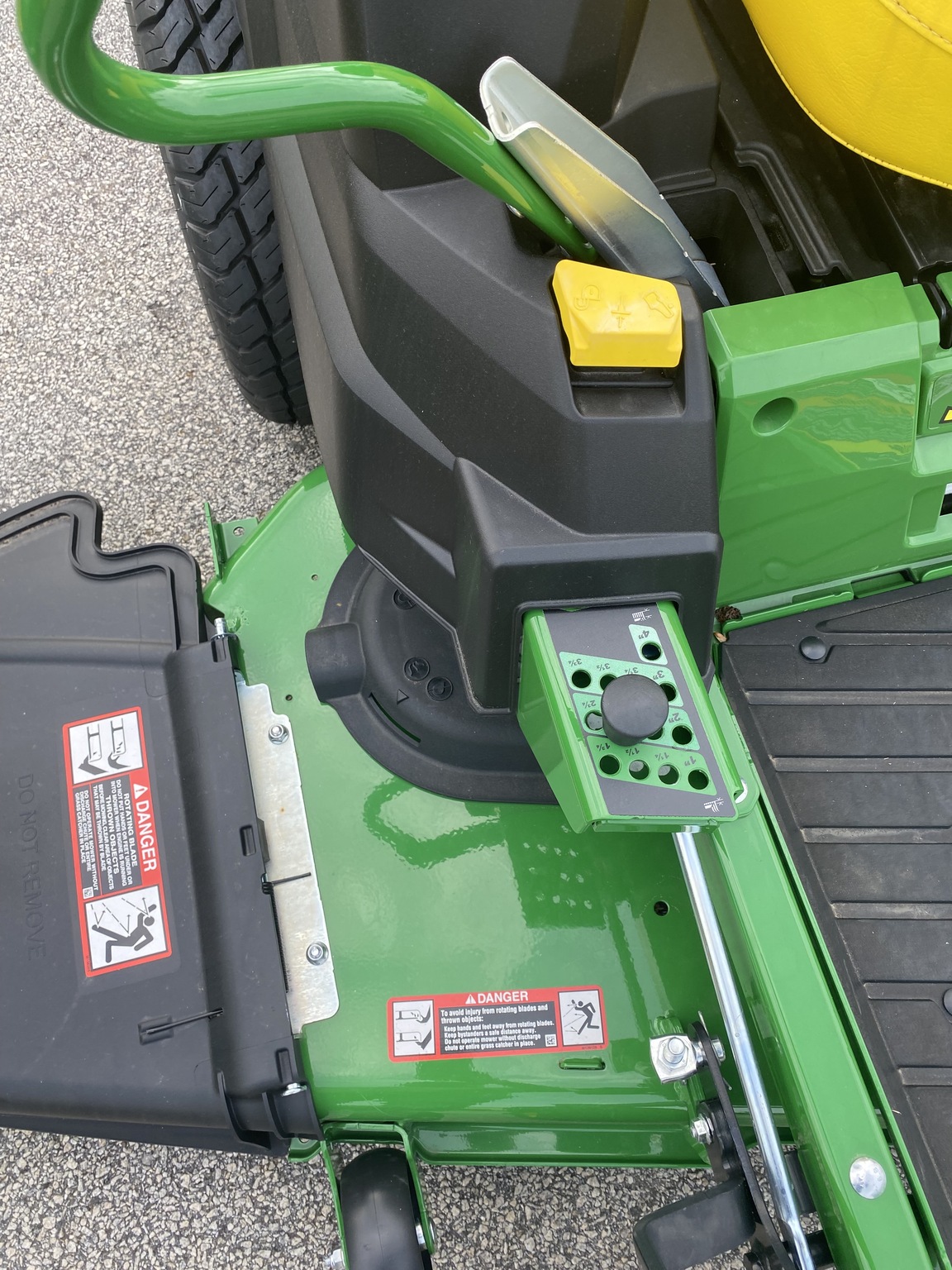 2023 John Deere Z530M Image 4