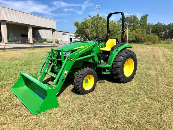 2023 John Deere 4066M Image 3