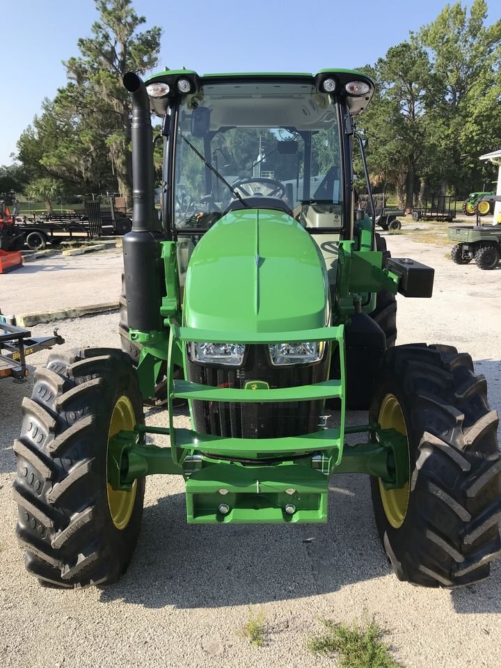 2023 John Deere 5105M Image 2