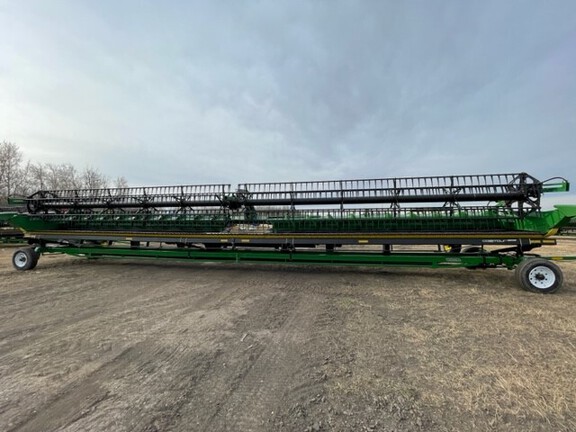 Used 2023 John Deere HD50R Combine Platforms at Horizon Ag & Turf in Falher, AB - Photo6