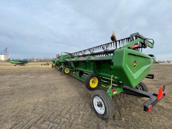Used 2023 John Deere HD50R Combine Platforms at Horizon Ag & Turf in Falher, AB - Photo4