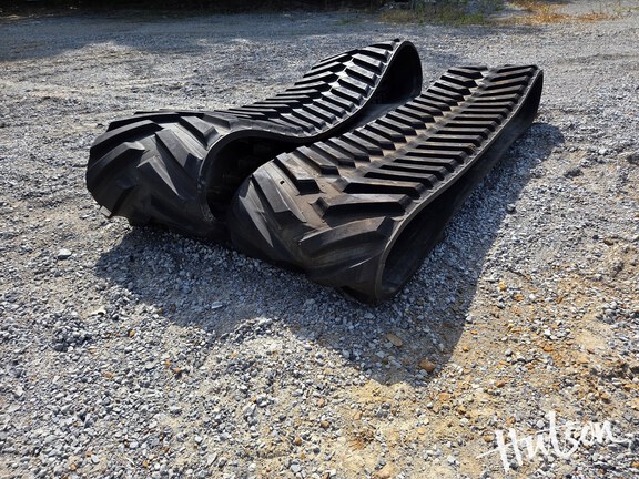 Photo of 2023 Camso 30" 4500 TRACKS