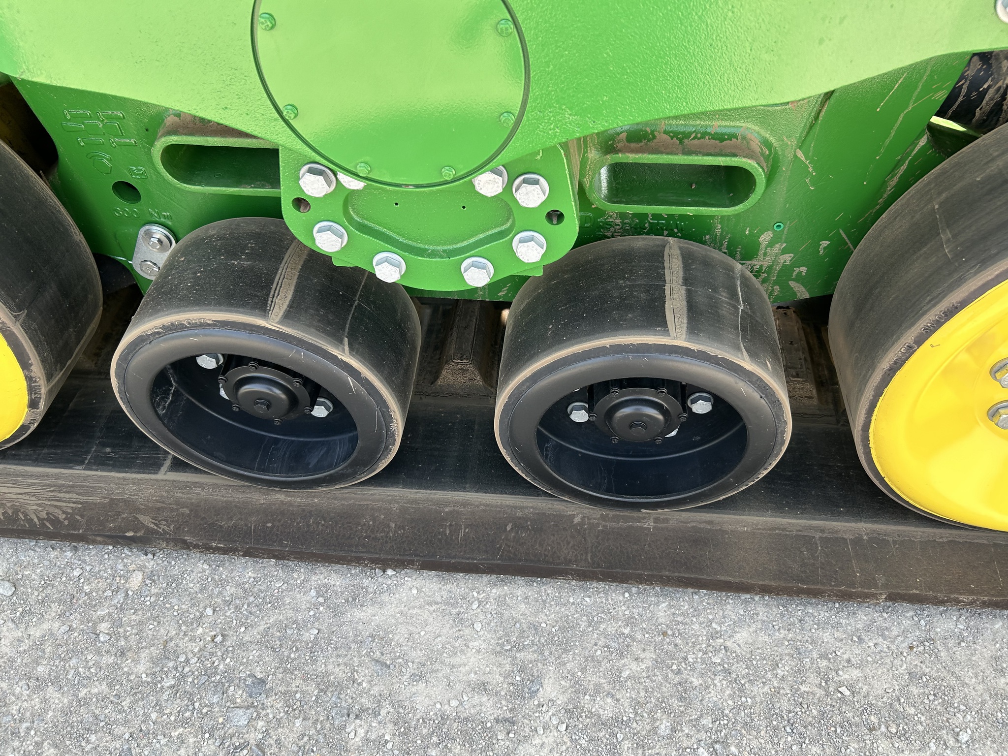 2023 John Deere 9RX 590 at Heritage Tractor in Nevada, MO