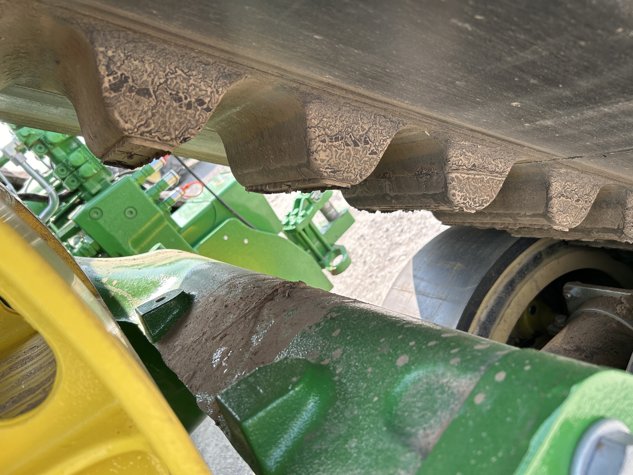  2023 John Deere 9RX 590 at Heritage Tractor in Nevada, MO