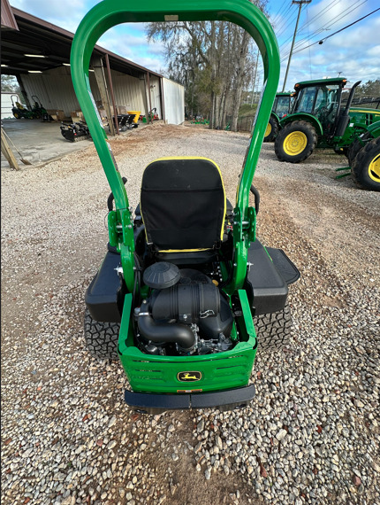 2025 John Deere Z930M Image 2