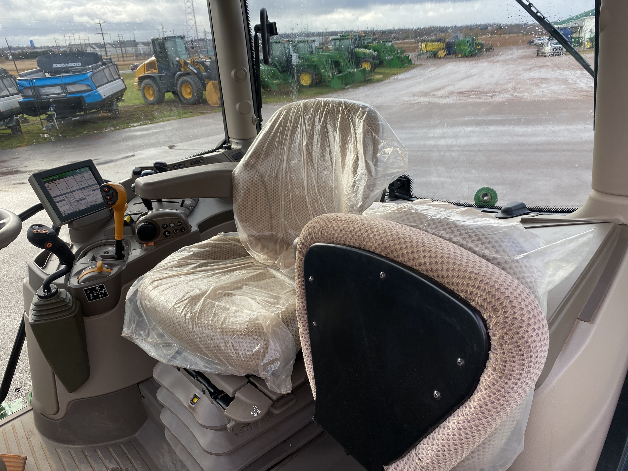 2023 John Deere 6R 130 Image 14