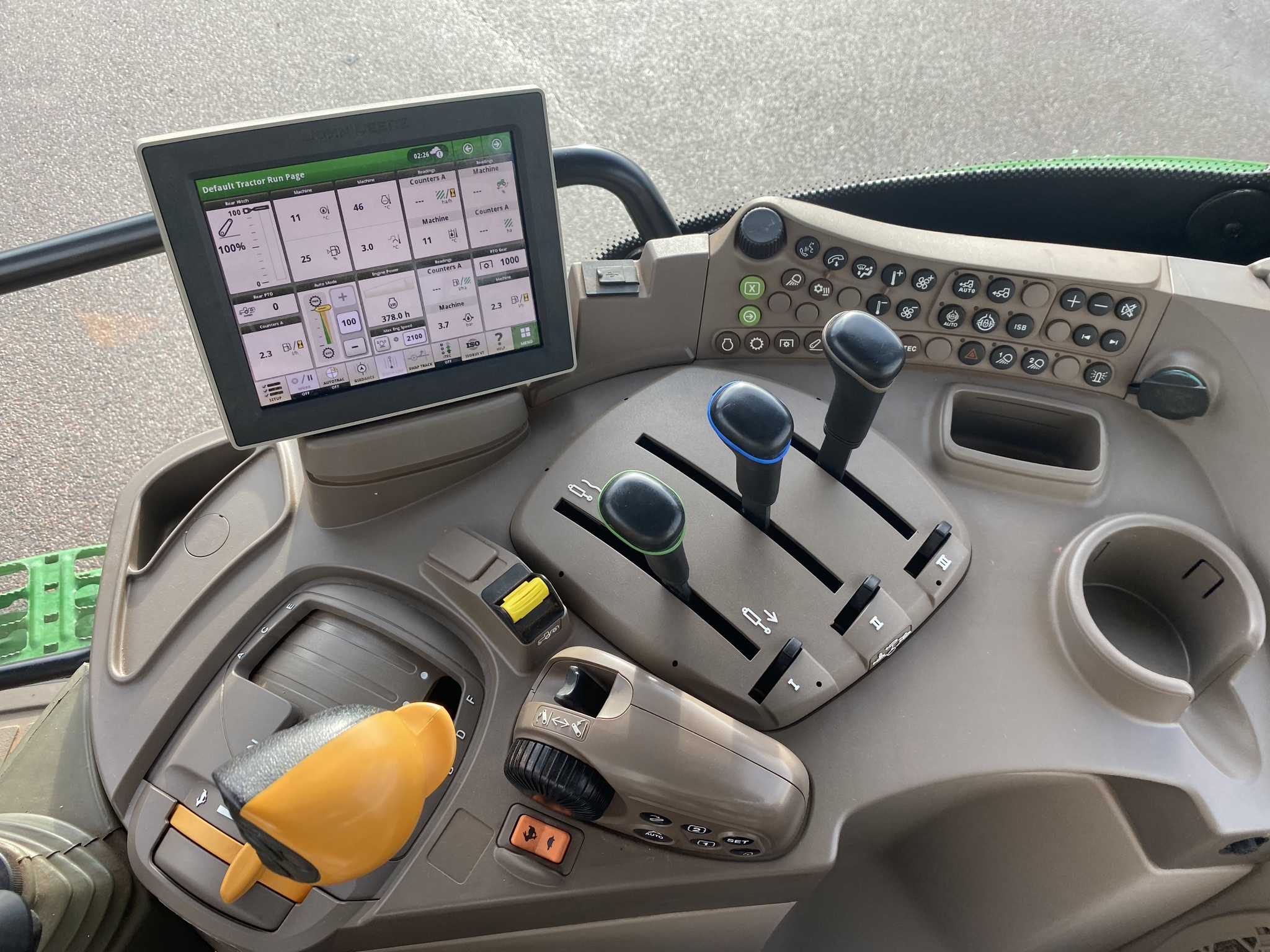 2023 John Deere 6R 130 Image 9