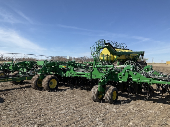 Photo of a 2017 John Deere 1870