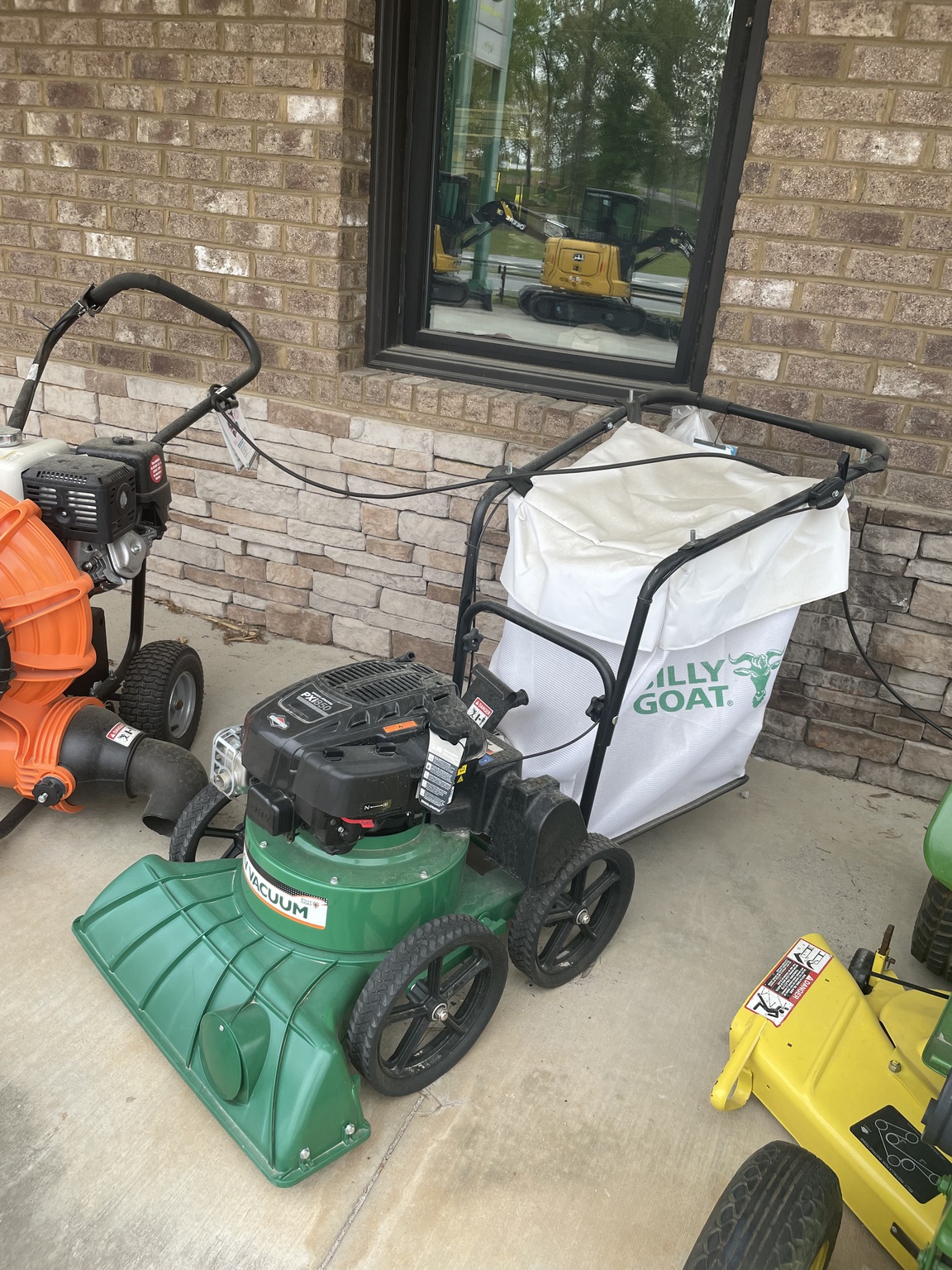 2023 Billy Goat KV601SP Image 2