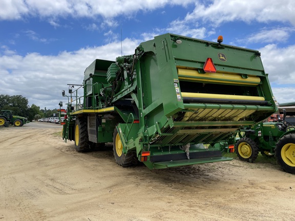 2019 John Deere CP690 Photo 4