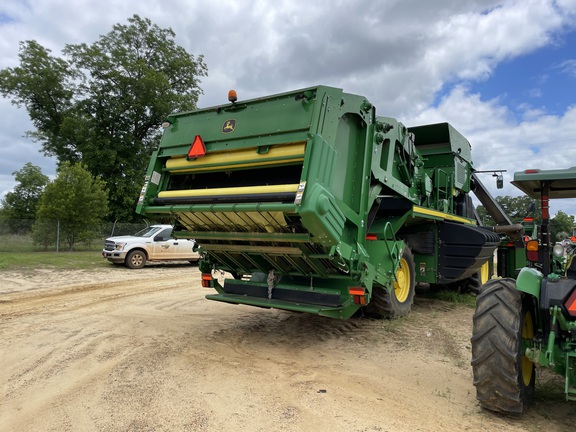 2019 John Deere CP690 Photo 5