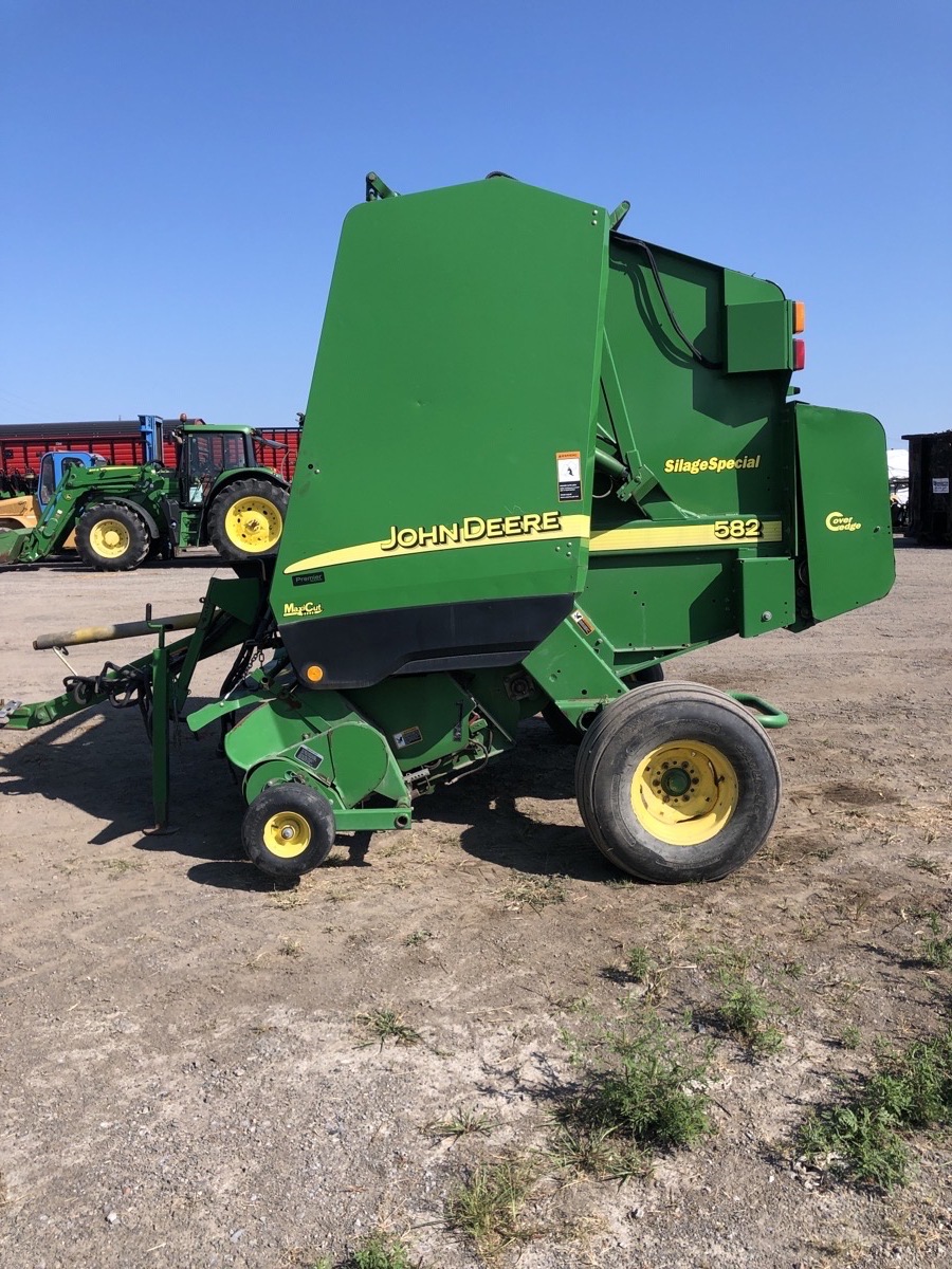 2006 John Deere 582 Silage Special Image 4