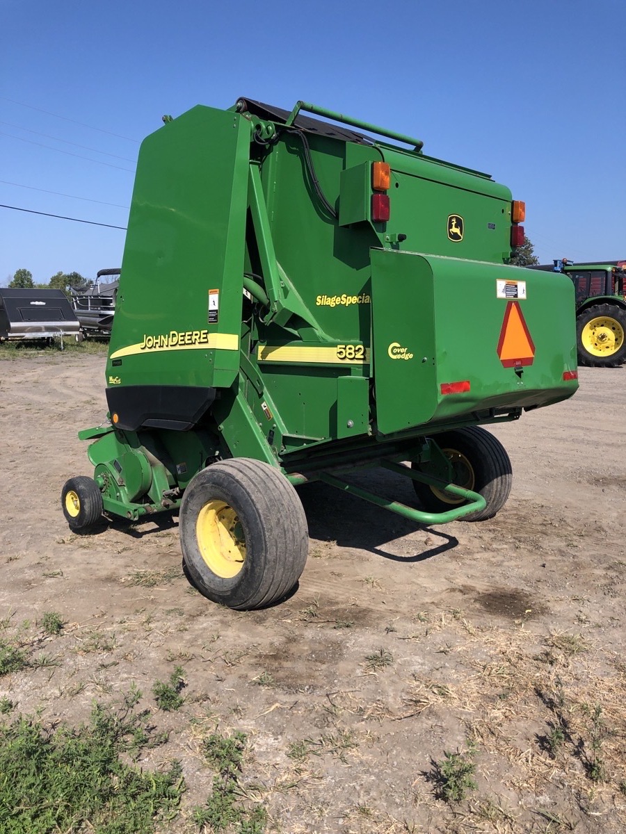 2006 John Deere 582 Silage Special Image 7