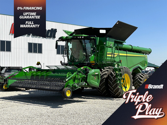 Photo of a 2022 John Deere X9 1000