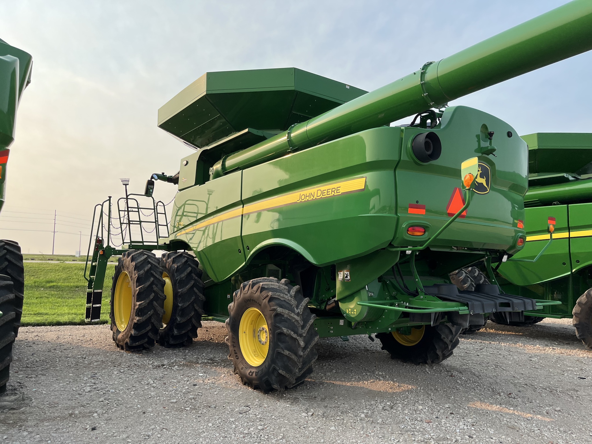 2024 John Deere S770 Image 4